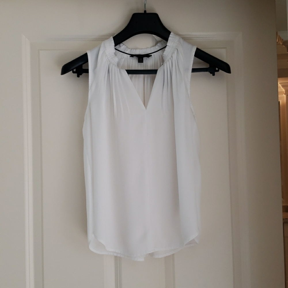 Banana Republic White Shell